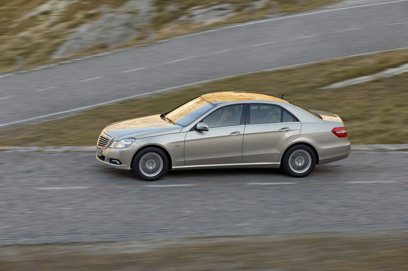 Illustration for article titled 2010 Mercedes E-Class: Mega Gallery